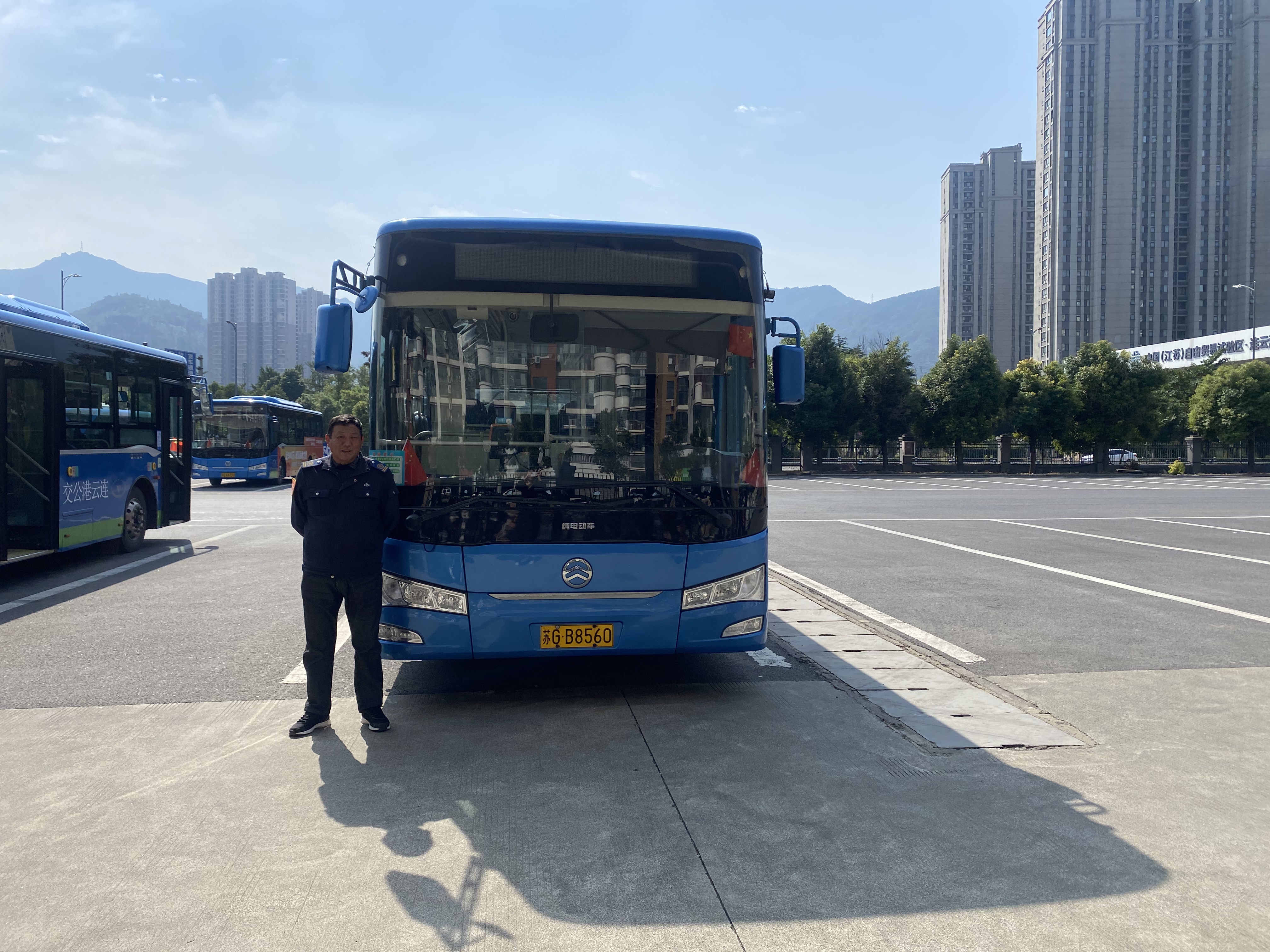 公交游5路駕駛員于培軍及時歸還乘客丟失的手機