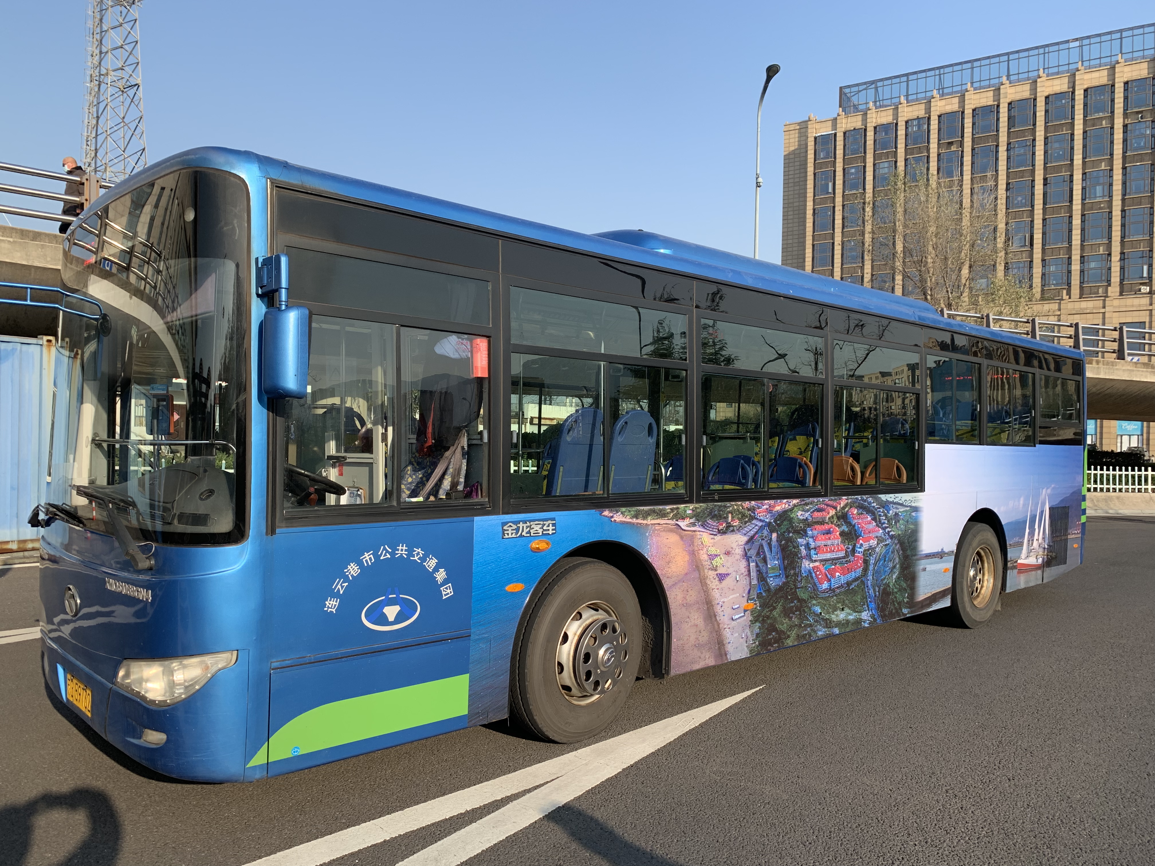 公交集團公交事業二部創建旅游示范線 共建品牌