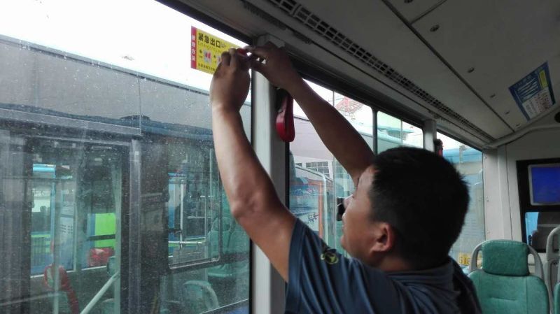 公交快速公司完成所有天然氣車輛破玻器安裝工作