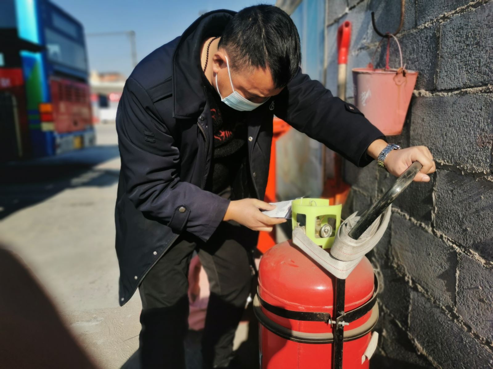 公交集團(tuán)公交事業(yè)一部積極做好冬季安全生產(chǎn)工作