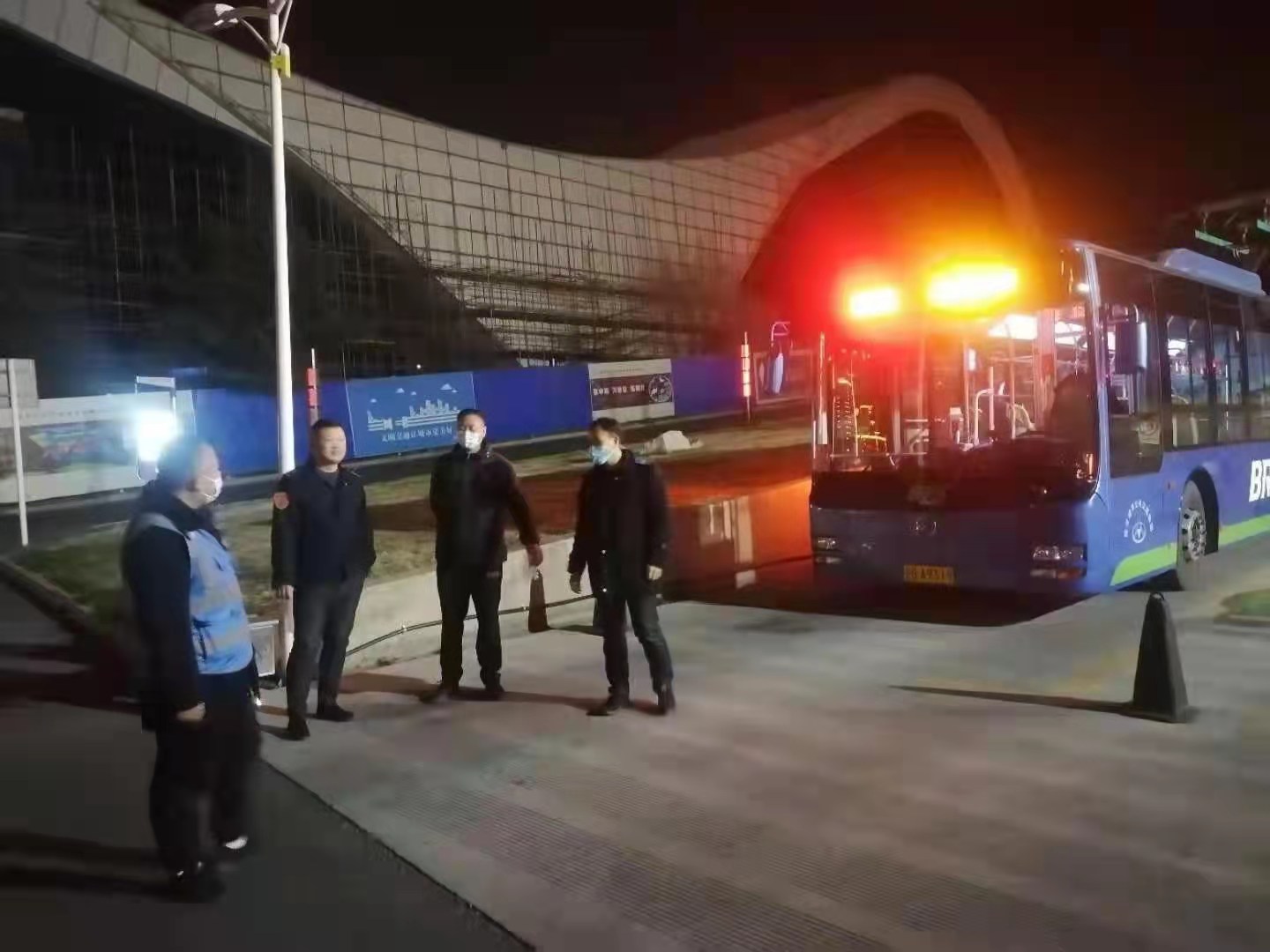 “查漏洞、揭問題、嚴整改” 快速公交事業部開展事故隱患大排查工作