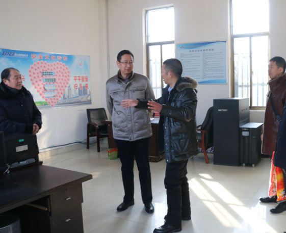 海通公交領(lǐng)導(dǎo)春節(jié)走訪慰問(wèn)基層單位