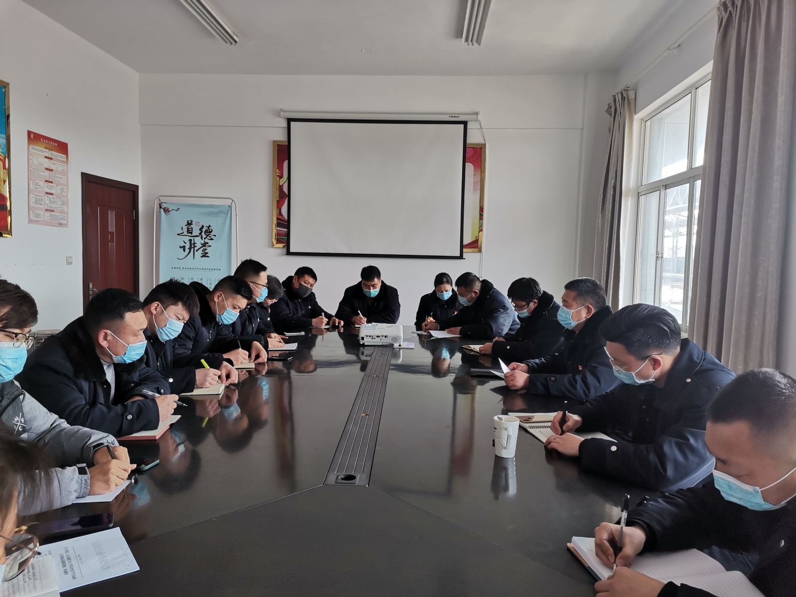 公交集團公交事業二部召開春節安全生產工作部署會議