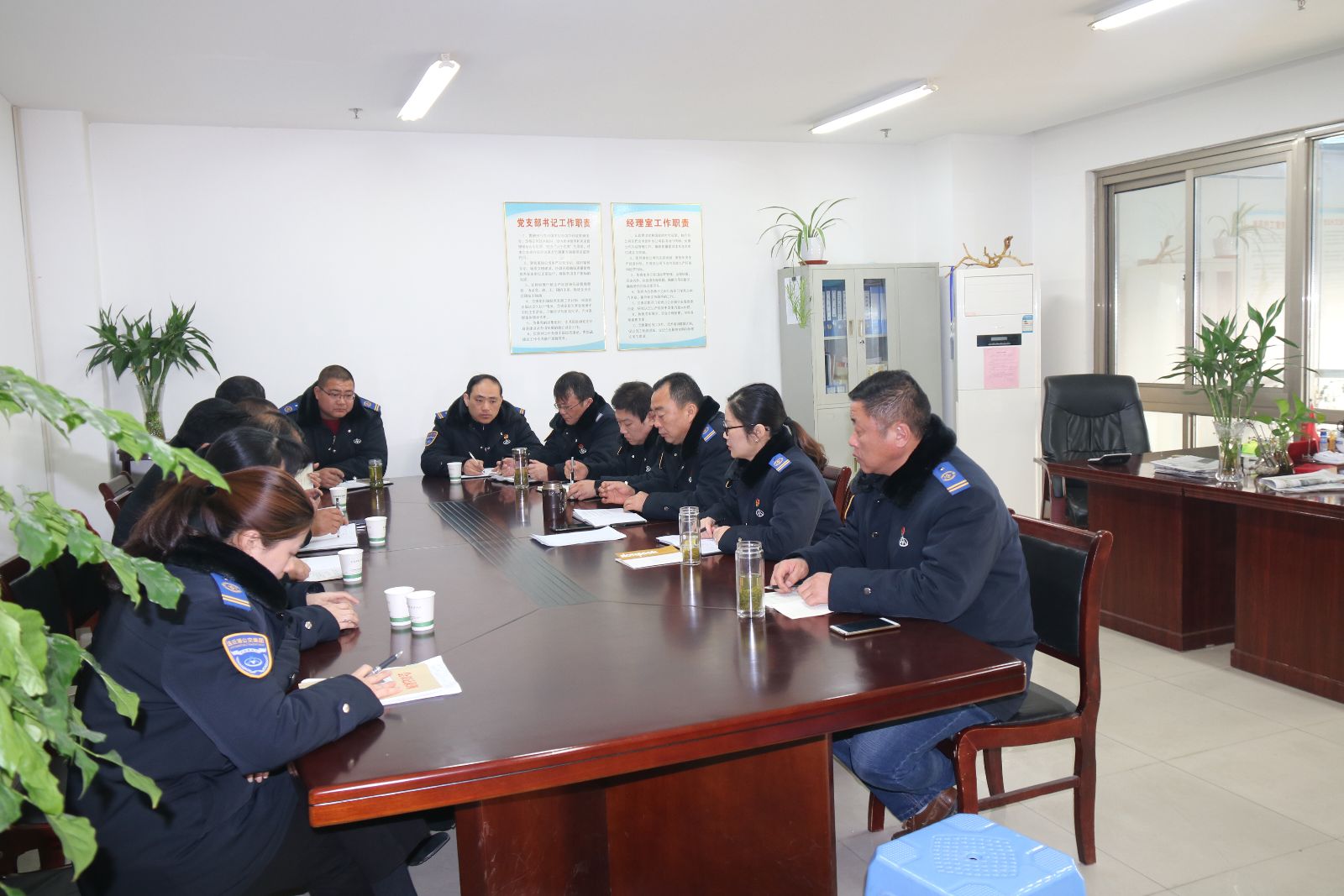 公交海州公司“事故隱患排查月”安全領導小組工作部署會議